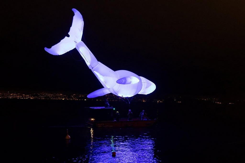 Le DL_G.Y.-aerosculpture-baleine-